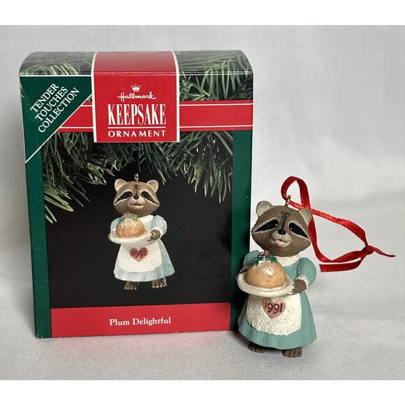 1991 Hallmark Keepsake Plum Delightful Tender Touches Christmas Ornament QX497-7 - Picture 1 of 4